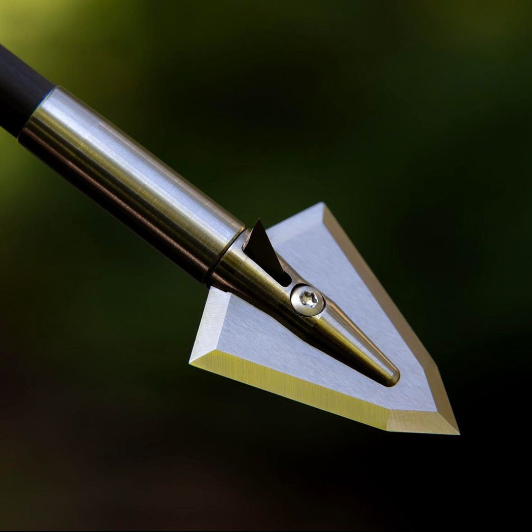 Broadhead with a cut on contact tanto tip