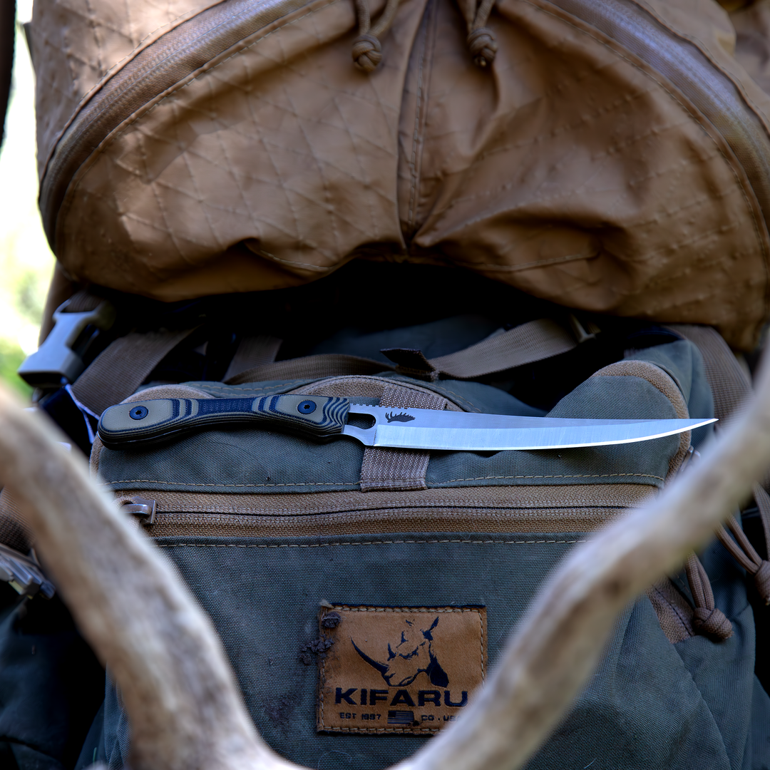 knife on pack