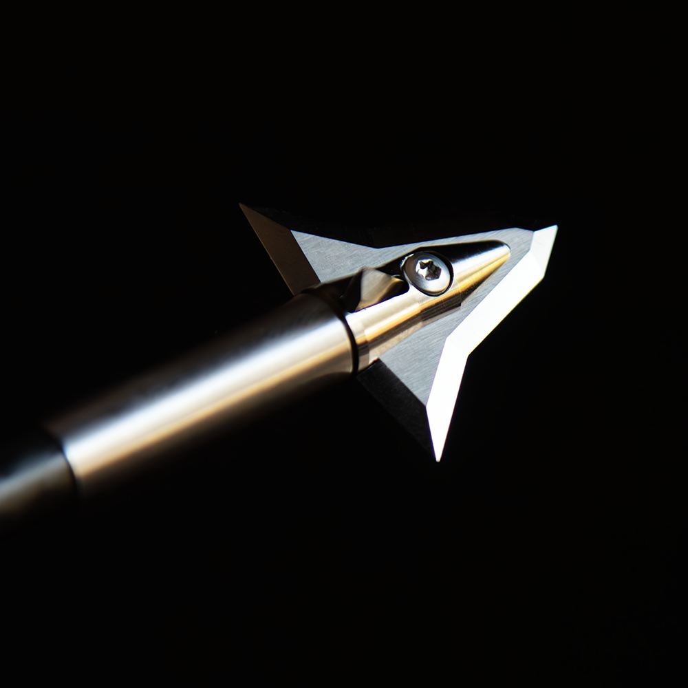 Why Iron Will Uses A2 Tool Steel Instead of Stainless Steel for Broadhead Blades